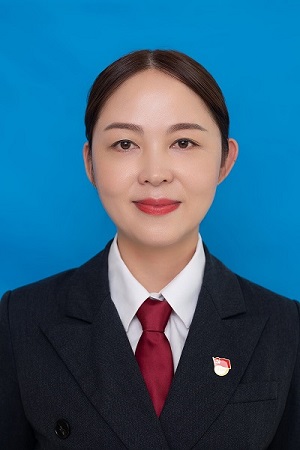 黨委委員、紀(jì)委書記  中共黨員   李小枚   工號(hào)8108.jpg